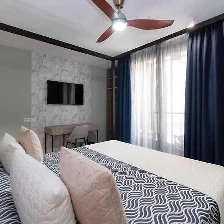 Perla Del Sur 2* 托雷莫利诺斯