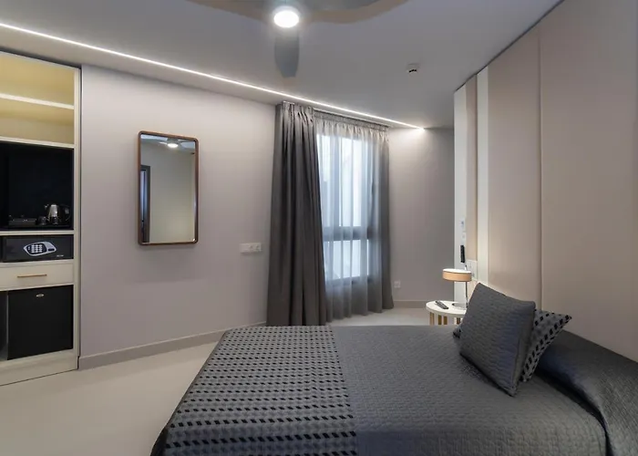 Perla Del Sur 托雷莫利诺斯