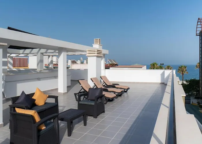 Perla Del Sur 托雷莫利诺斯