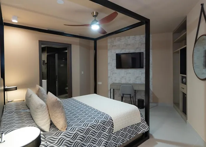 Hotel Perla Del Sur 2*