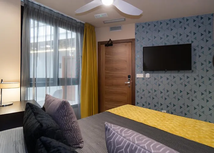 Hotel Perla Del Sur Torremolinos