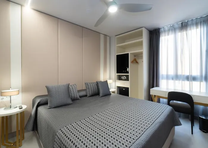 Hotell Perla Del Sur Torremolinos