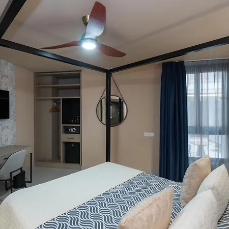 Hotell Perla Del Sur Torremolinos