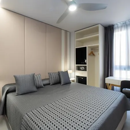 Hotell Perla Del Sur Torremolinos