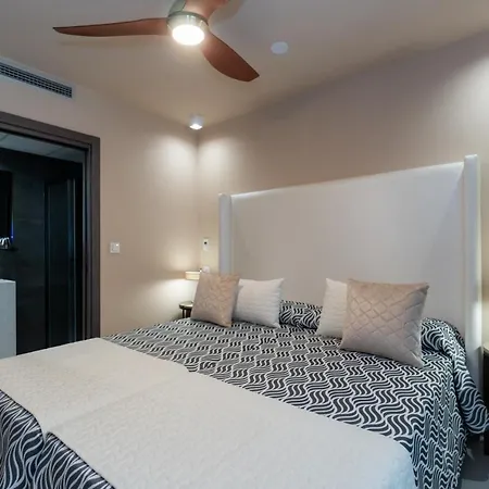 Perla Del Sur トレモリノス