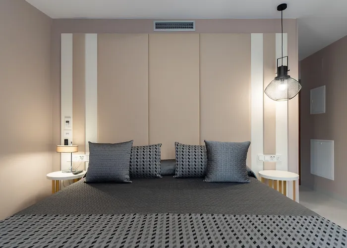 Hotel Perla Del Sur 2*